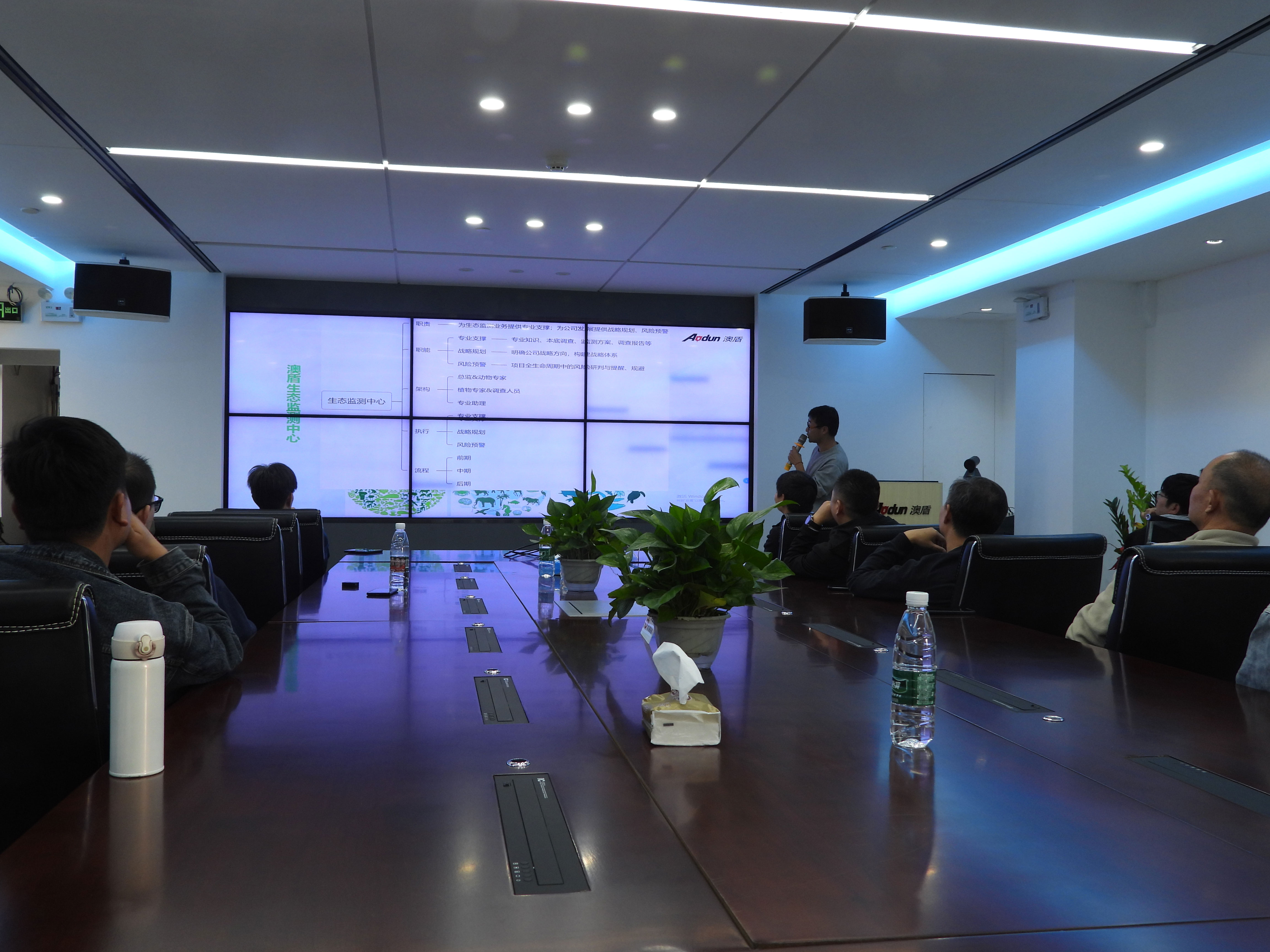 4006e2f606e877f5304e755db2900c28.jpg 6.jpg